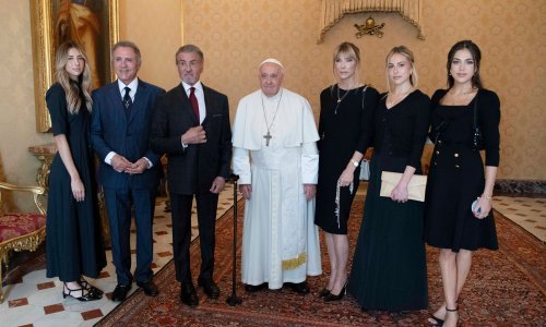 Sylvester Stallone u posjetu papi Franji: U Vatikan stigao s cijelom užom i širom obitelji