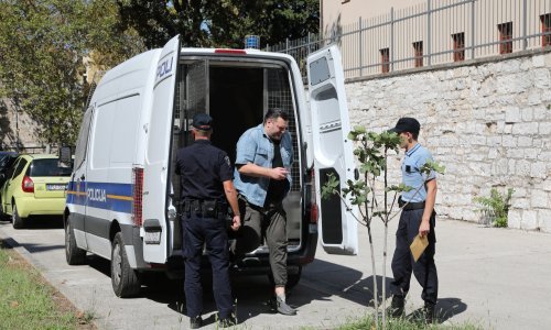 Nasilnici iz Rovinja iza rešetaka, ali ne zbog premlaćivanja sina odvjetnika Pliše