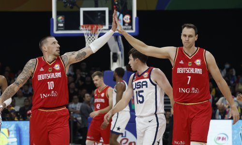 U ljepotici SP-a senzacionalni Nijemci srušili SAD i izborili finale sa Srbima