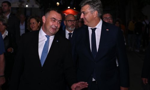 Plenković na Tjednu kajkavske kulture objasnio kako će očuvati važnost hrvatskih narječja
