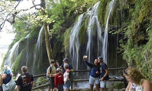 Plitvička jezera vabe goste jeftinim ulaznicama. Pogledajte što vas čeka tamo