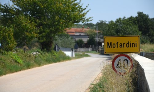 Pogledajte istarsko gradilište na kojem niču raskošne vile Željke Markić i partnera