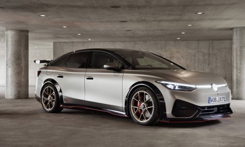Volkswagen predstavio ID.X Performance: Vizija potpuno električne sportske limuzine u višoj klasi srednje veličine