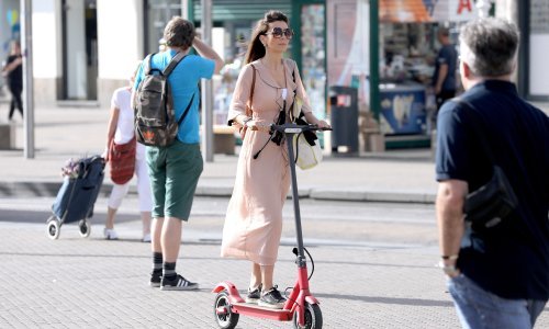 Na ulicama ih je sve više: Koje su prednosti električnih romobila i zbog čega su sve vozači kažnjavani?