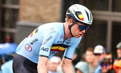 Belgijski biciklist životno ugrožen; u automobilu je bila i njegova trudna supruga