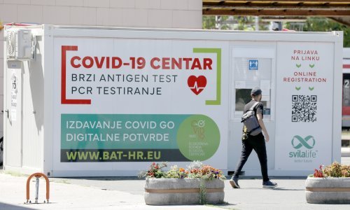 Covid se vratio, treba li se docijepiti? Evo što treba znati ove jeseni i zime
