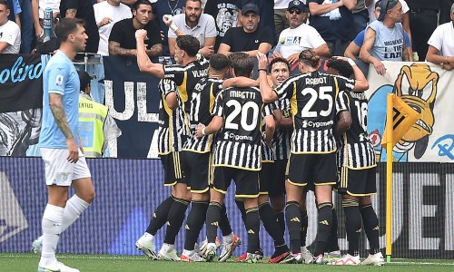 Nogometaši Juventusa nakratko zasjeli na vrh prije velikog derbija na San Siru