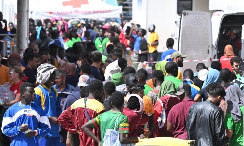 Ministar unutarnjih poslova: Francuska neće prihvaćati migrante s Lampeduse