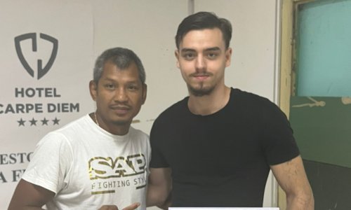 Ovo zaslužuju samo najveći; svjetska legenda muaythaija poklonila se Cikatiću