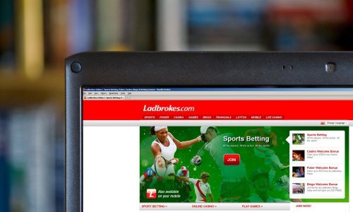 Razbijena kriminalna mreža, pomoću satelita varali kladionice