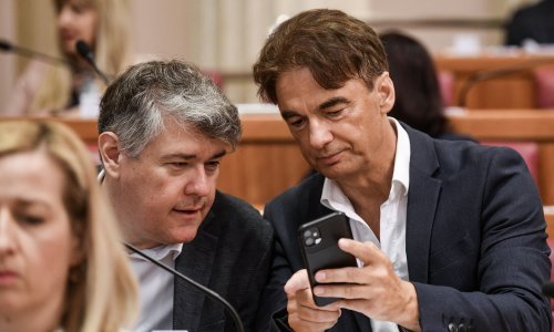 Lalovac: Država je kapitulirala u povećanju plaća