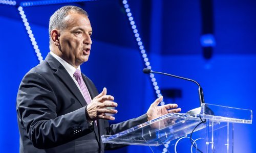 Beroš: Vraćamo psihologe u domove zdravlja