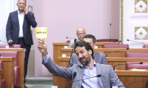 Most prikupio 37 potpisa za opoziv ministra Gordana Grlića Radmana