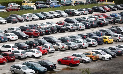 Trojica pod istragom zbog krađe najmanje 13 automobila vrijednih 160 tisuća eura