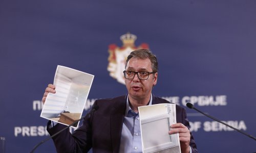 Sukob na Kosovu: Beogradski tisak većinom slijedi Vučićeve teze