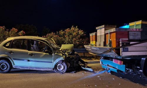 U sudaru kamiona i automobila u Kaštel Sućurcu ozlijeđena jedna osoba