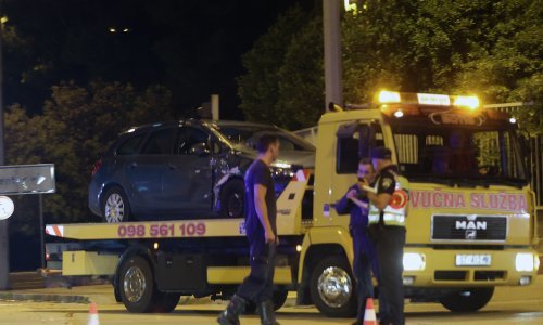 Sudar auta i motora u Splitu: Jedna osoba se bori za život