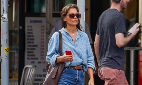 Zna kako je istaknuti: Ni kraljica ulične mode nije imuna na hit boju sezone