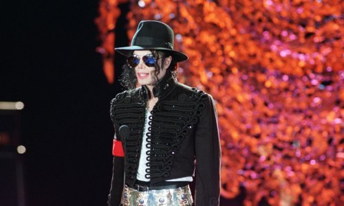 Bio je glavna atrakcija: Kultni šešir Michaela Jacksona prodan na aukciji za 82.170 dolara