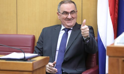 U državnom proračunu čak 1,1 milijarda eura viška