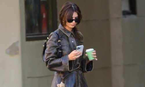 Ove tenisice nikad neće izaći iz mode; evo kako ih možete nositi