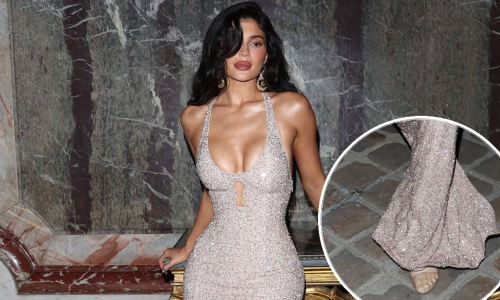 Kakve su ovo cipele? Kylie Jenner iznenadila bizarnim modelom obuće