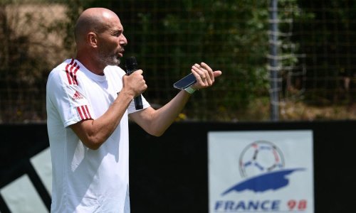 Zidane preuzima bivšeg europskog prvaka, a za pojačanja dobiva 300 milijuna eura