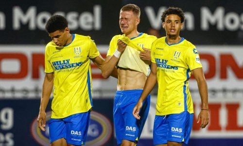 Suigrači su plakali dok su ga oživljavali, a iza ponoći javili su se i iz kluba