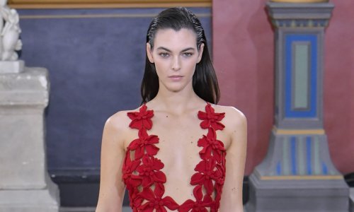 Glavna zvijezda Valentinove revije bila je nova djevojka Leonarda DiCaprija