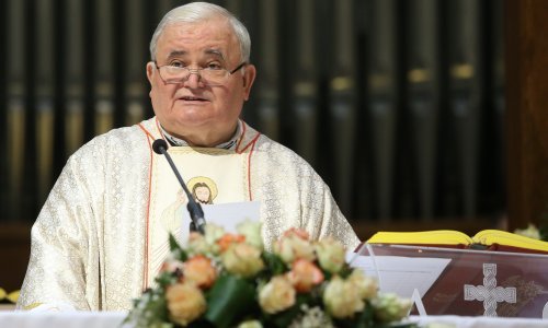 Preminuo fra Smiljan Kožul, poznati egzorcist koji je vjenčao Karamarka