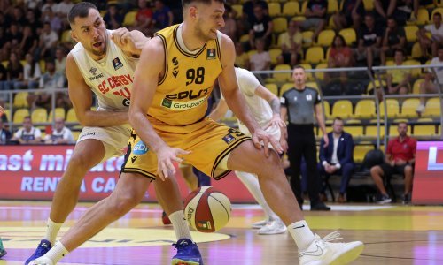 Košarkaši Splita totalno nadigrali Šibenik