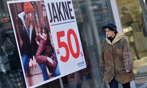 Navikli ste na jeftine gotovinske kredite i kupnju bez kamata: 'Zaboravite to!'