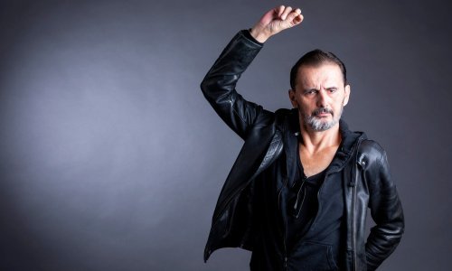 Poznat je novi termin zagrebačkog koncerta, a Bare poručuje: 'Volim nastupati pred 'jačom' publikom'