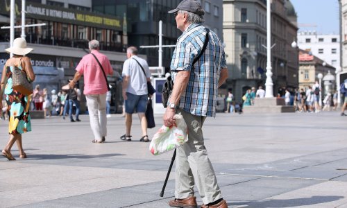U Saboru danas o povećanju naknade za starije, ublažavaju se uvjeti