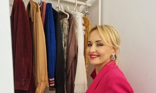 Influenceri i celebrityji donirali odjeću i druge predmete za Humanitarni ormar – šoping akciju od koje sav prihod ide udruzi Mali zmaj