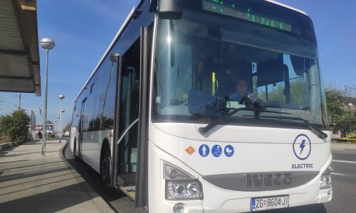 Zagrebom vozi električni autobus: Evo kad se i na kojim linijama u njemu možete voziti