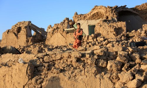 WHO: Većina stradalih u potresu su žene i djeca