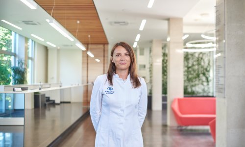 Stručnjakinja otkriva kada je vrijeme za prvi posjet dječjem fizijatru