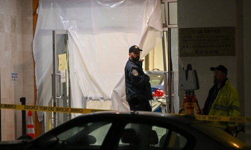 Policija ubila vozača koji se autom zabio u kineski konzulat