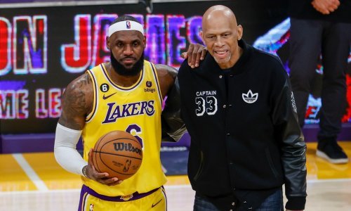 Lakersi objavili da je LeBron James opet promijenio broj na dresu; poznat je razlog