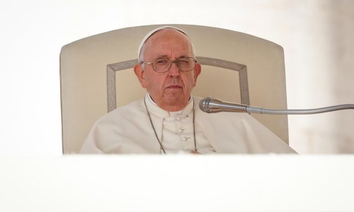 Papa traži oslobađanje svih Hamasovih talaca, ističe pravo Izraela na obranu