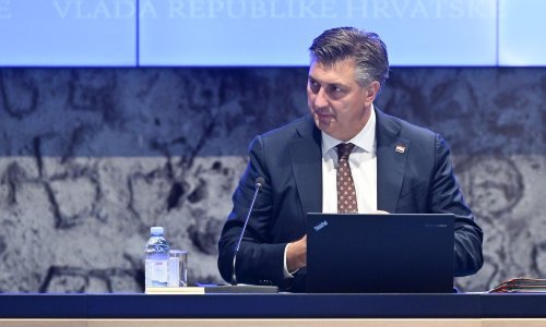 Na zatvorenom dijelu sjednice Vlade razrješen pa imenovan šef Mirovinskog