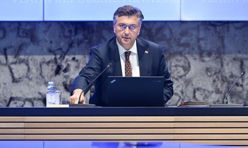 Plenković: Samo jedan prijavljeni slučaj vezan je uz konzumaciju pića