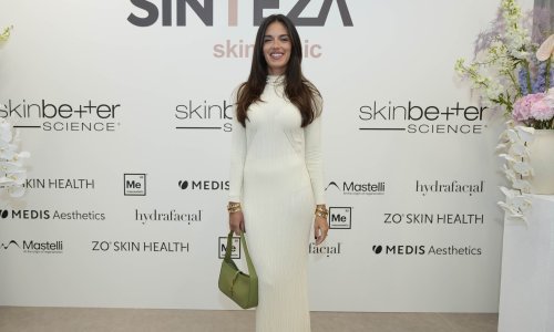 Laskava i tako nosiva: Nives Ivanišević u jednoj od najljepših jesenskih haljina