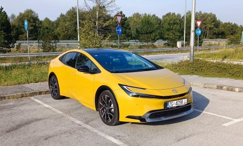Vozili smo Toyotu Prius Plug-in Hybrid 220: Dizajnerski sjajan sportski coupé visoke tehnologije