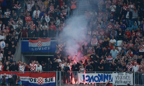 Spriječen skandal, pod okriljem noći na Opus arenu pokušali unijeti zastavu s ustaškim simbolima