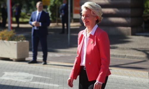 Von der Leyen u Tirani: 'Naša vrata su otvorena. Treba učiniti više'