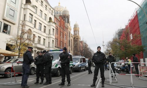 Na sinagogu u Berlinu bačeni molotovljevi kokteli