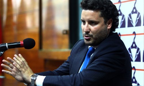 Popis stanovništva dodatno polarizirao Crnu Goru, na odgodu poziva i EU parlament