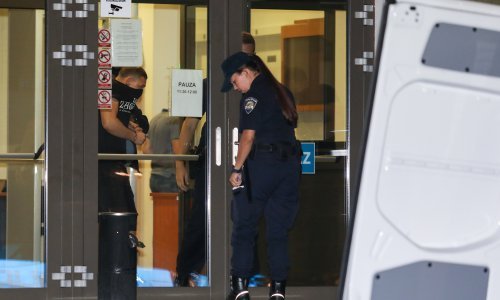 Prekinuto izručenje navijača Grčkoj do okončanja ostalih postupaka